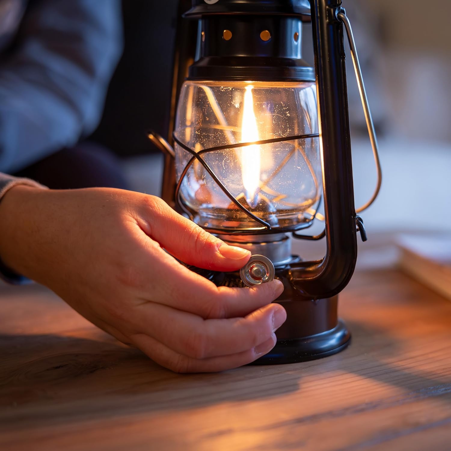 Vintage Hurricane Oil Lamp, Bl - Power Outage Light avaliação e preço
